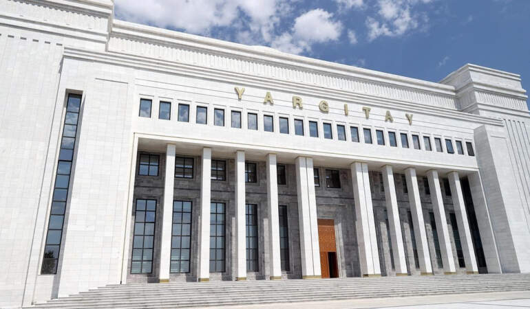 Yargıtay Emeklilik Yolunu Tamamen Açtı: SGK Davayı Kaybetti