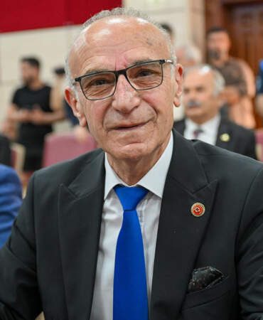 Yüreğir Belediyesi’nde CHP’li Cafer Boyraz Başkan Vekili Seçildi