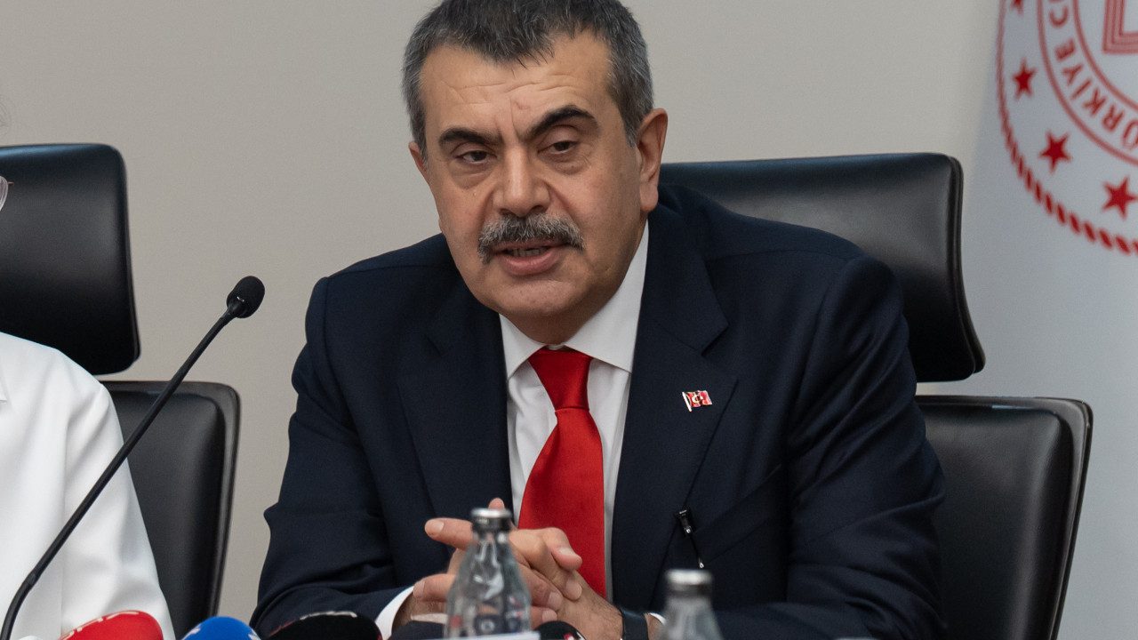 Yusuf Tekin Alınacak Önlemleri 7 Maddede Sıraladı: Okullarda Güvenlik Sistemi Sil Baştan