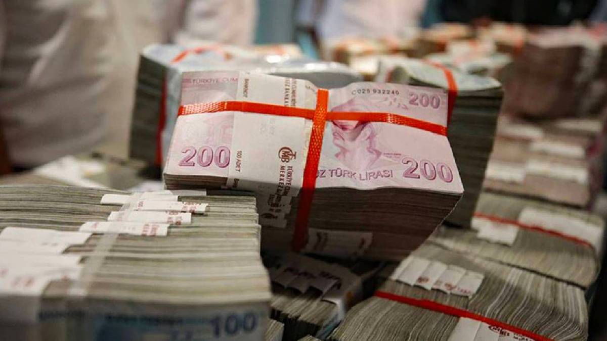 Ekonomistlerden korkutan cari açık analizi: Hedef 3 ayda çöktü, 100 milyar dolarlık fatura kapıda