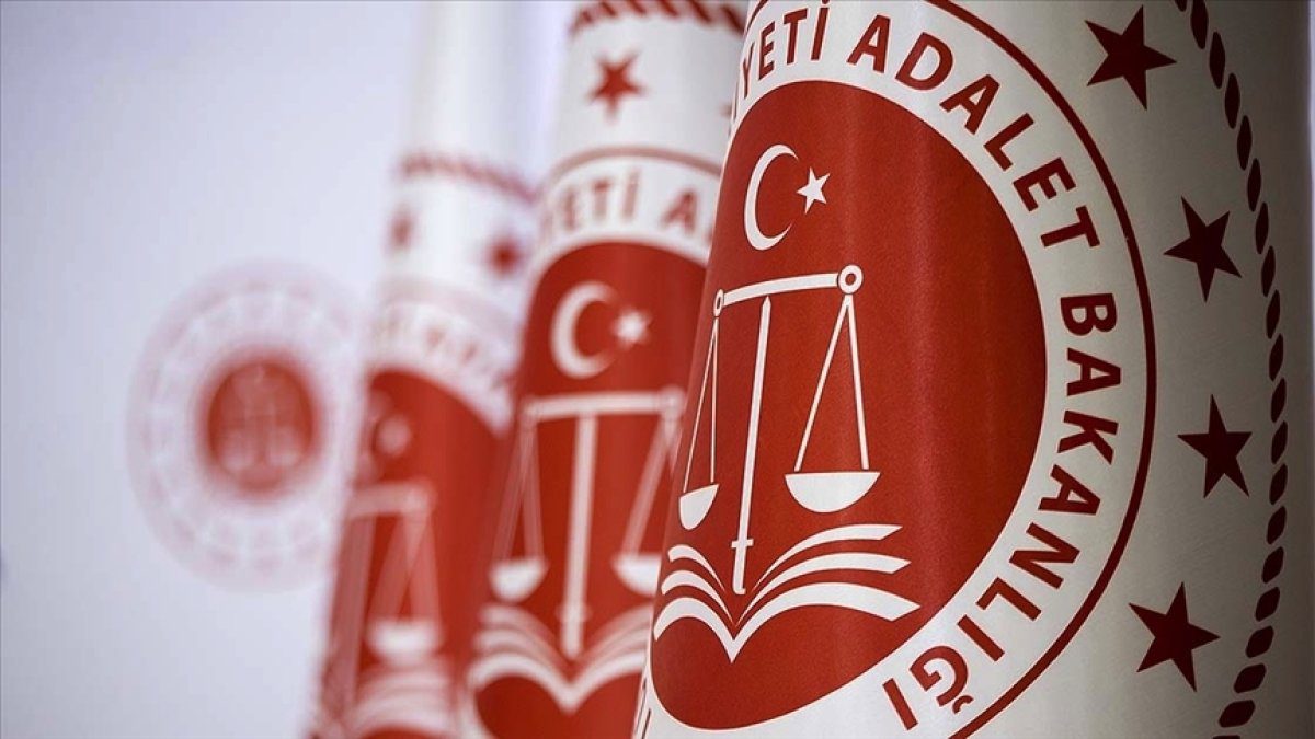 Adalet Bakanlığı’ndan dev istihdam müjdesi: 15 bin personel alınıyor (Kadro ve Branş Dağılımı Belli Oldu)