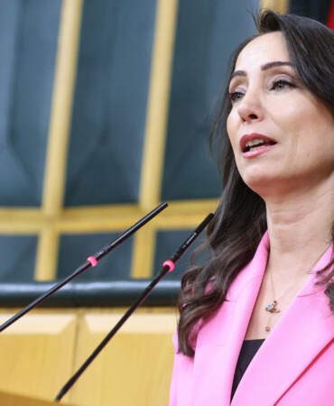 Hatimoğulları: Yoksulluk demek lüks kalıyor, ülke sefaletin dibinde