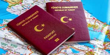 Tatilcilere ve Umre yolcularına büyük müjde: Suudi Arabistan’a vize kalkıyor