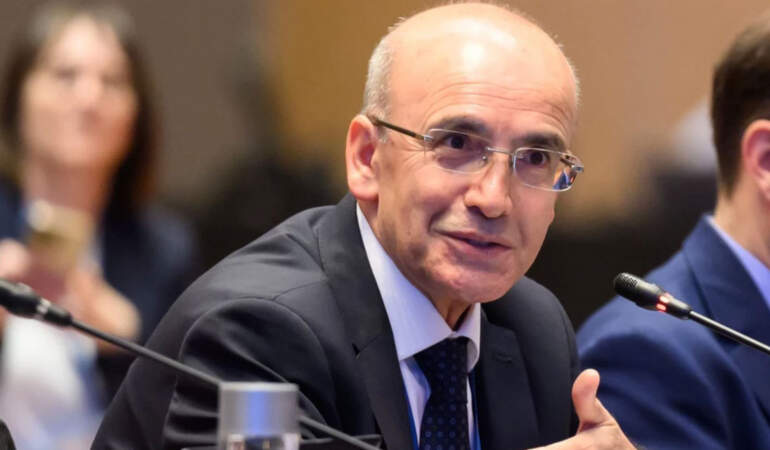 Bakan Şimşek: İhracat güçlü ama ikinci çeyrekte dalgalanmalar olacaktır