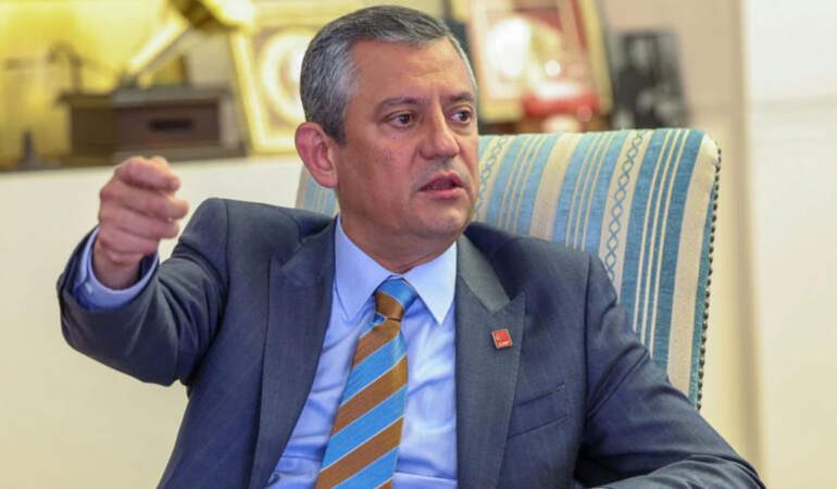 Özel, milletvekilleriyle kapalı grup toplantısı yapacak