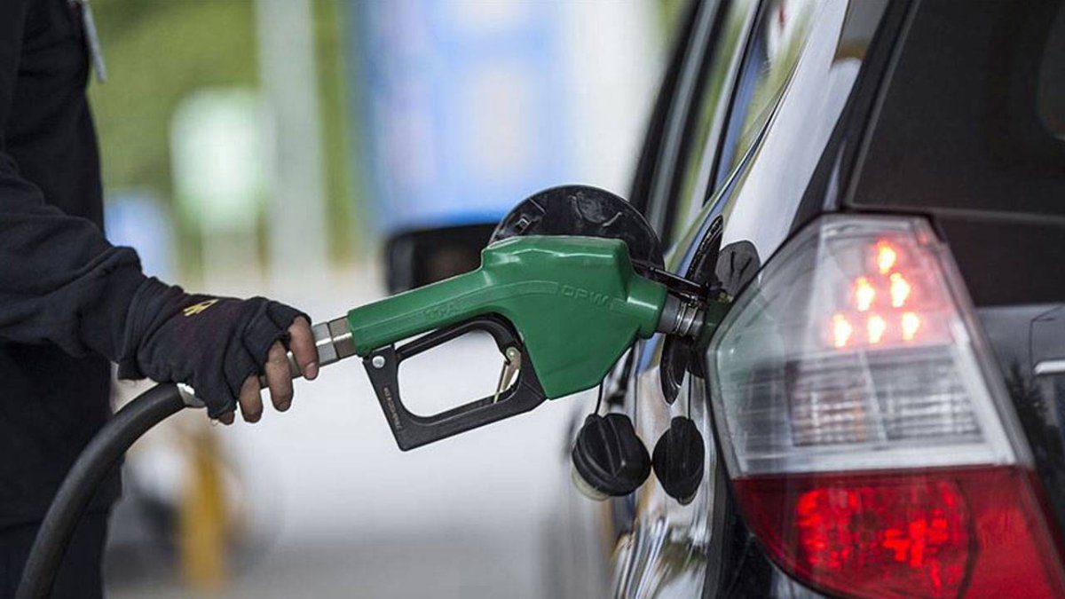 Motorine büyük indirim: Cumartesi gece tabelaya yansıyacak