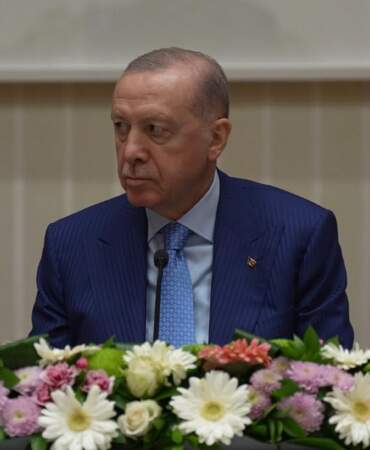 Erdoğan: İşçinin, emekçinin, çalışanların aleyhine adım atmayız