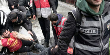 Taksim’e yürümek isteyenlere polis müdahalesi