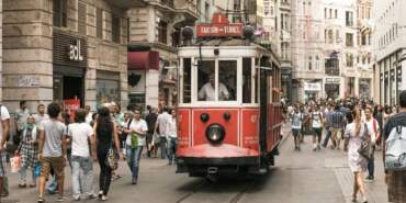 “Menemen Endeksi” gerçeği gözler önüne serdi: İstanbul’da yaşamak Türkiye genelinden yüzde 10 daha pahalı