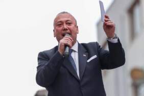 Uşak Belediye Başkanı Özkan Yalım, CHP’den ihraç edildi