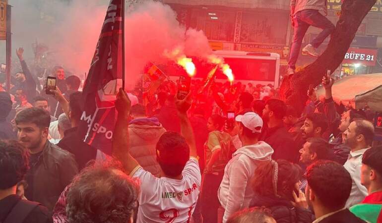 Diyarbakır Valiliği açıkladı: Amedspor’un kutlamalarında 11 yaralı, 10 gözaltı