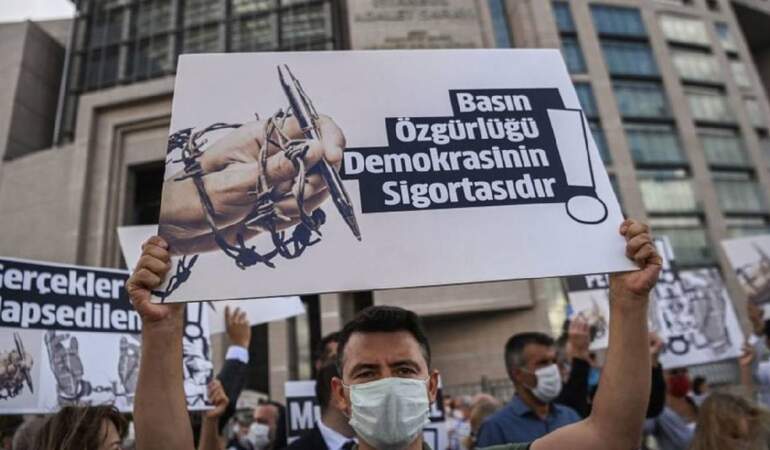 CHP’den Basın Özgürlüğü Raporu: Türkiye 163’üncü sıraya geriledi