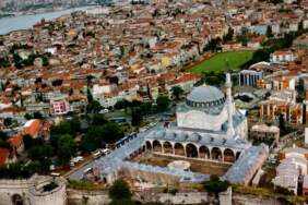 Financial Times’tan Karagümrük analizi: Bir İstanbul semti üzerinden Türkiye’nin dönüşümü