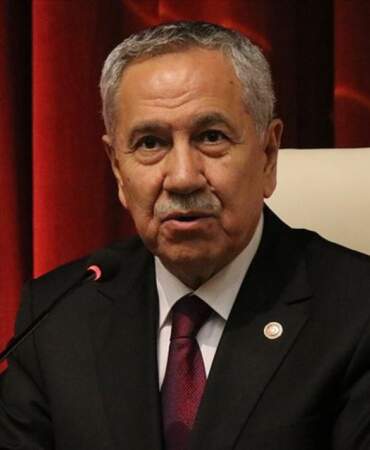 Bülent Arınç’tan ‘yeni parti’ iddialarına yanıt: Gündemimizde yok