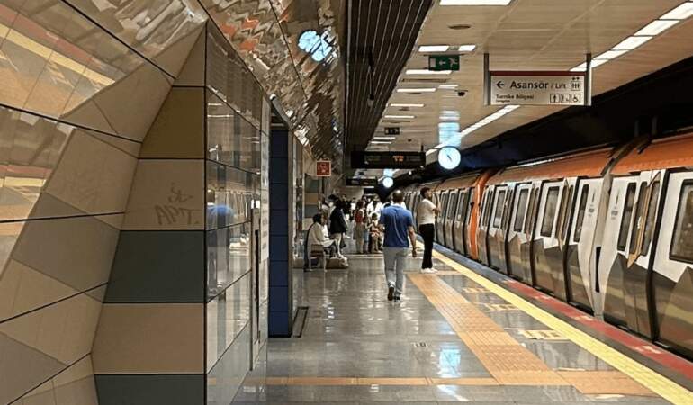 Kadıköy-Sabiha Gökçen Havalimanı metro hattında arıza
