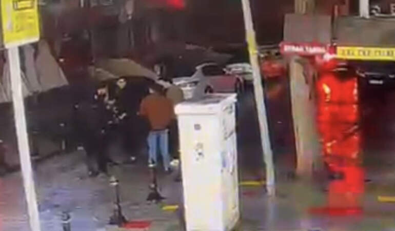 Bahçelievler’de doğum gününde kıskançlık kavgası: 1 ölü, 3 yaralı