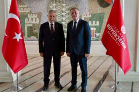 Arınç’tan İBB ziyareti: Başkan Vekili Aslan teşekkür etti