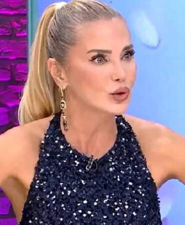 Ece Erken ateş püskürdü! ‘Sabah sabah sinirim zıpladı’ diyerek paylaştı, ‘Ahlaksızlık’ diyerek kızdı