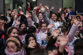 Öğrenci ve veliler dikkat! 2026-2027 eğitim yılında ara tatil kalkıyor mu? İşte o düzenleme