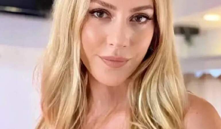 Sinem Kobal’dan yeni pozlar! Lodra’ya gitti paylaşımı beğeni yağmuruna tutuldu