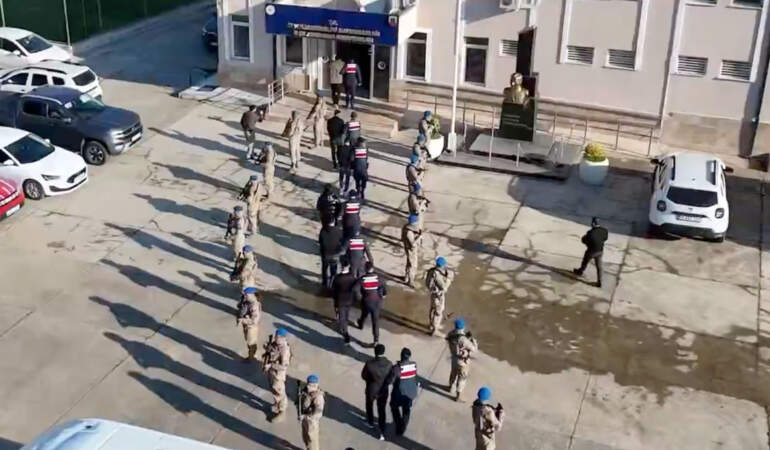 30 ilde uyuşturucu operasyonu: 122 kişi tutuklandı