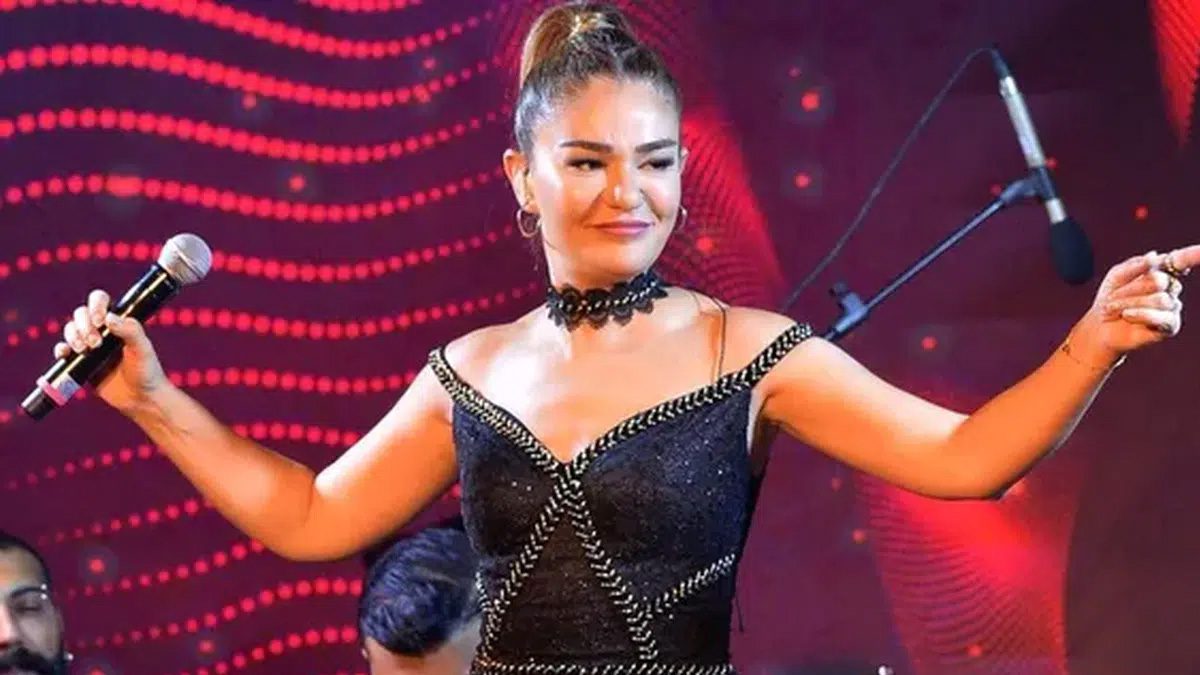 Ünlü şarkıcıdan dudak uçuklatan hamle: Derya Bedavacı Beykoz’un yeni kraliçesi oldu!