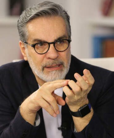 Hadi Özışık hakkında yakalama kararı
