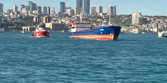 İstanbul Boğazı’nda gemi arızası: Trafik askıya alındı