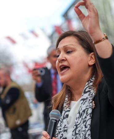 ‘Burcu Köksal AK Parti’ye geçiyor’ iddiası