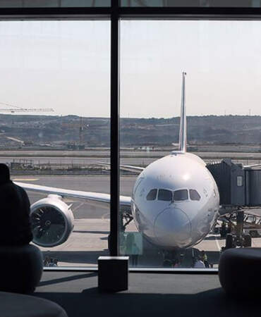 Dev hava yolu şirketleri art arda uçuşları iptal ediyor: Jet yakıtı krizi İstanbul’u vurdu