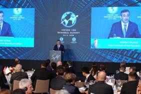 Vizyon 100 İstanbul Summit’te küresel ekonomi ve Türkiye’nin yatırım vizyonu ele alındı