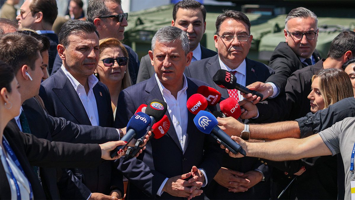 Özgür Özel: KAAN’ın motoru yerli ve milli üretilmeli