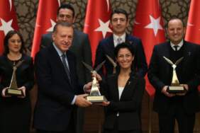 İBB’ye yönelik şafak operasyonunda dikkat çeken detay: Erdoğan’ın elinden ödül alan profesör gözaltında