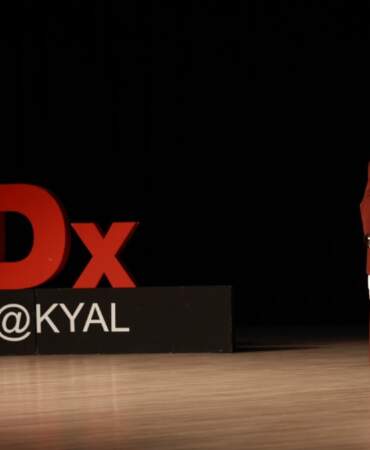 AFRA’dan TEDx sahnesinde PlayStation itirafı: “Beni küçümsediler”