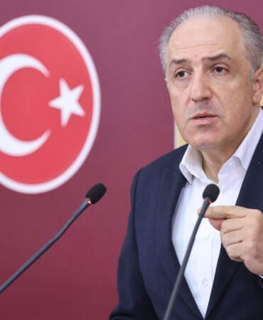 Yeneroğlu’ndan Danıştay 5. Daire hakimlerinin hedef gösterilmesine tepki: “Hukuk bir gün herkese lazım olur”
