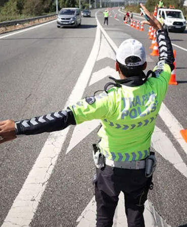 İstanbul’da 3 ilçede bazı yollar trafiğe kapatılacak