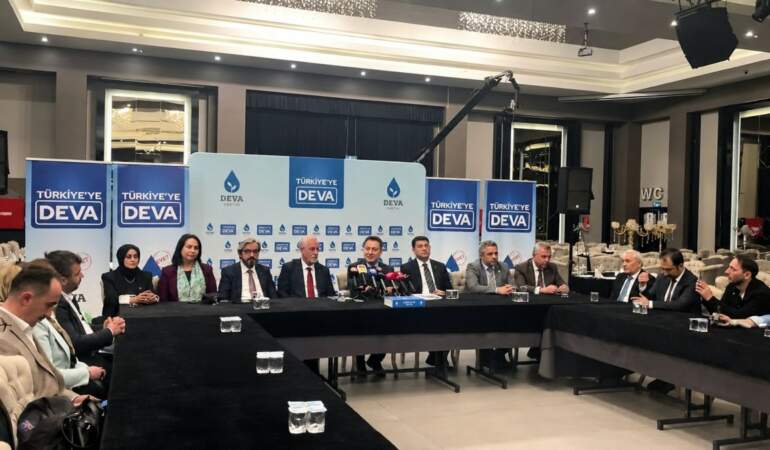 Babacan Çorum’da: Ekonominin reçetesi adalet ve hukuktur