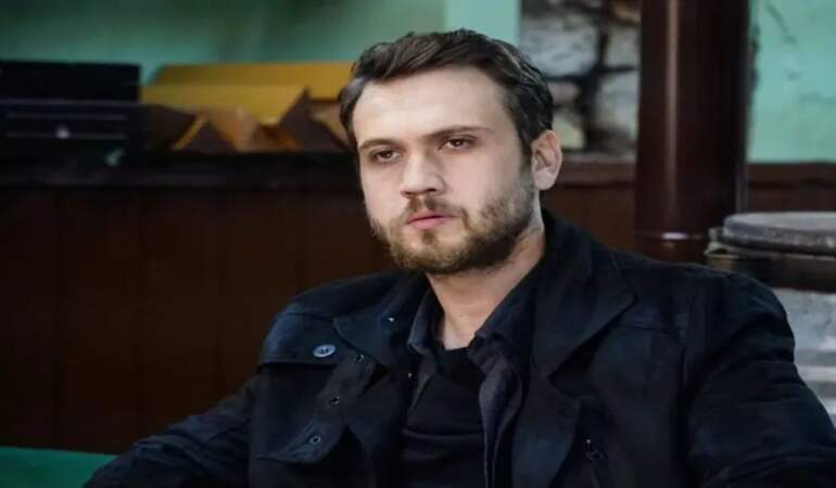 ‘Eve Giden Yol’da Aras Bulut İynemli’nin partneri belli oldu