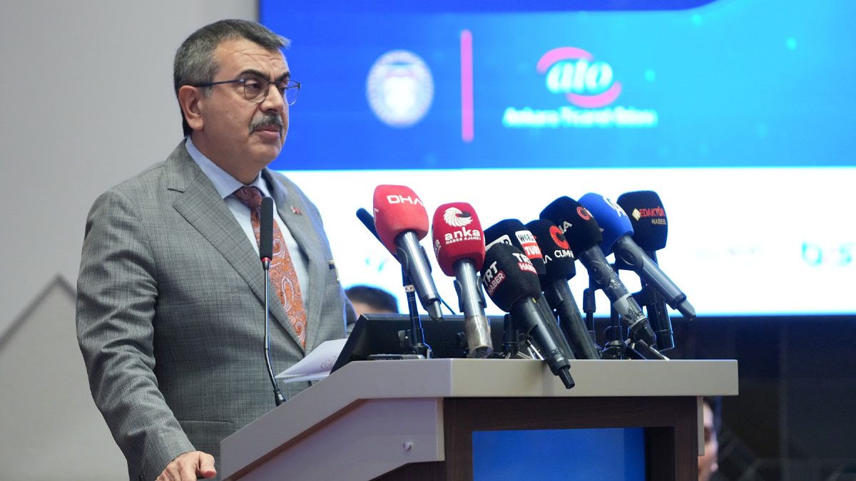 Bakan Yusuf Tekin’den dijital dünya uyarısı: Asıl mesele çocuğun iç bütünlüğünü koruyabilecek tedbirler almak