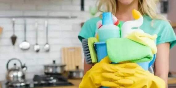 Her mutfakta bulunuyor, insan nüfusundan daha fazla bakteri barındırıyor! Hemen çöpe atın