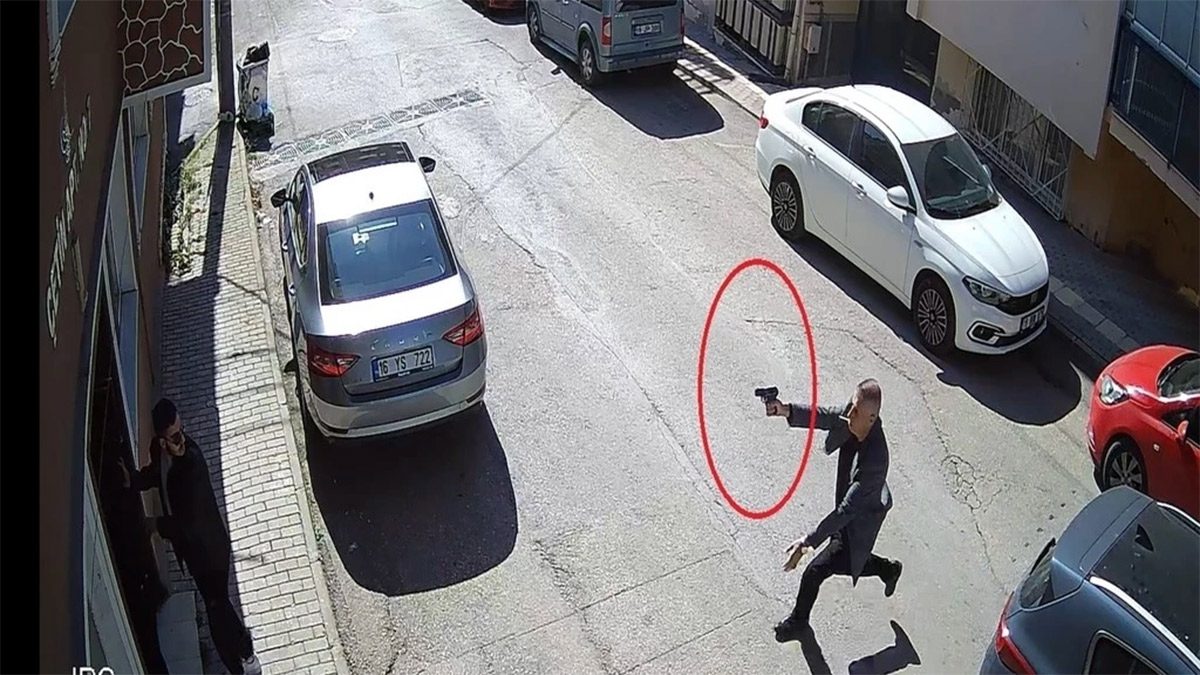 Çocuklarının gözü önünde eşini öldüren cani kocaya haksiz tahrik indirimi! Dehşet anları kamerada