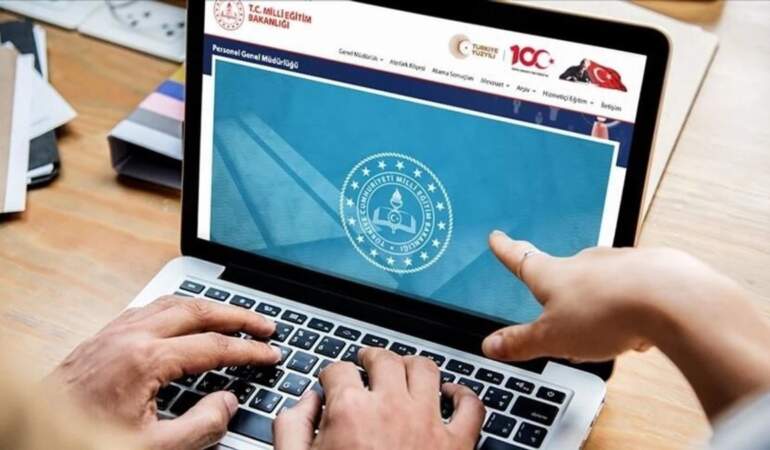 MEB, öğretmenlerin il içi isteğe bağlı yer değiştirme sonuçlarını açıkladı