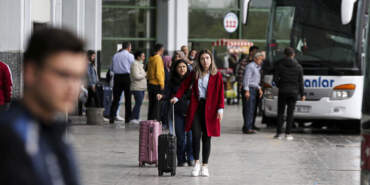 Ekonomik kriz bayram planlarını vurdu: Memlekete nasıl gideyim?