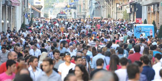 TÜİK nüfusta alarm veren tabloyu açıkladı: Ev genci sayısında rekor artış