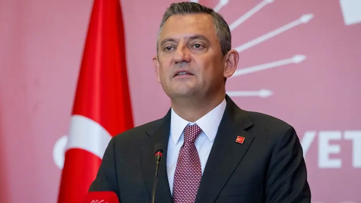 Özgür Özel hakkındaki “Senin kocan erkek değil” iddiası iftira çıktı: Belediye başkanının eşi özür diledi