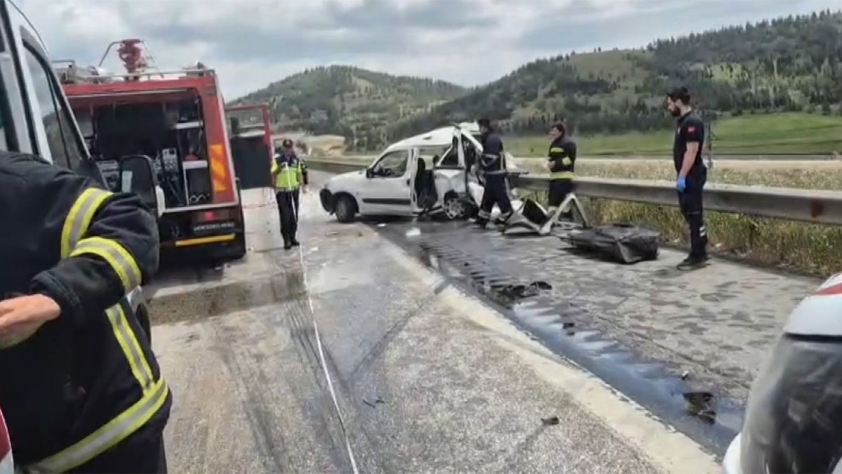 TAG Otoyolu’nda tır kazası: Ölü ve yaralılar var