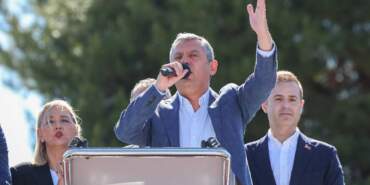 Özel’den İmamoğlu açıklaması: Bırakmayabilirler; onun yerine adaylarımız olabilir