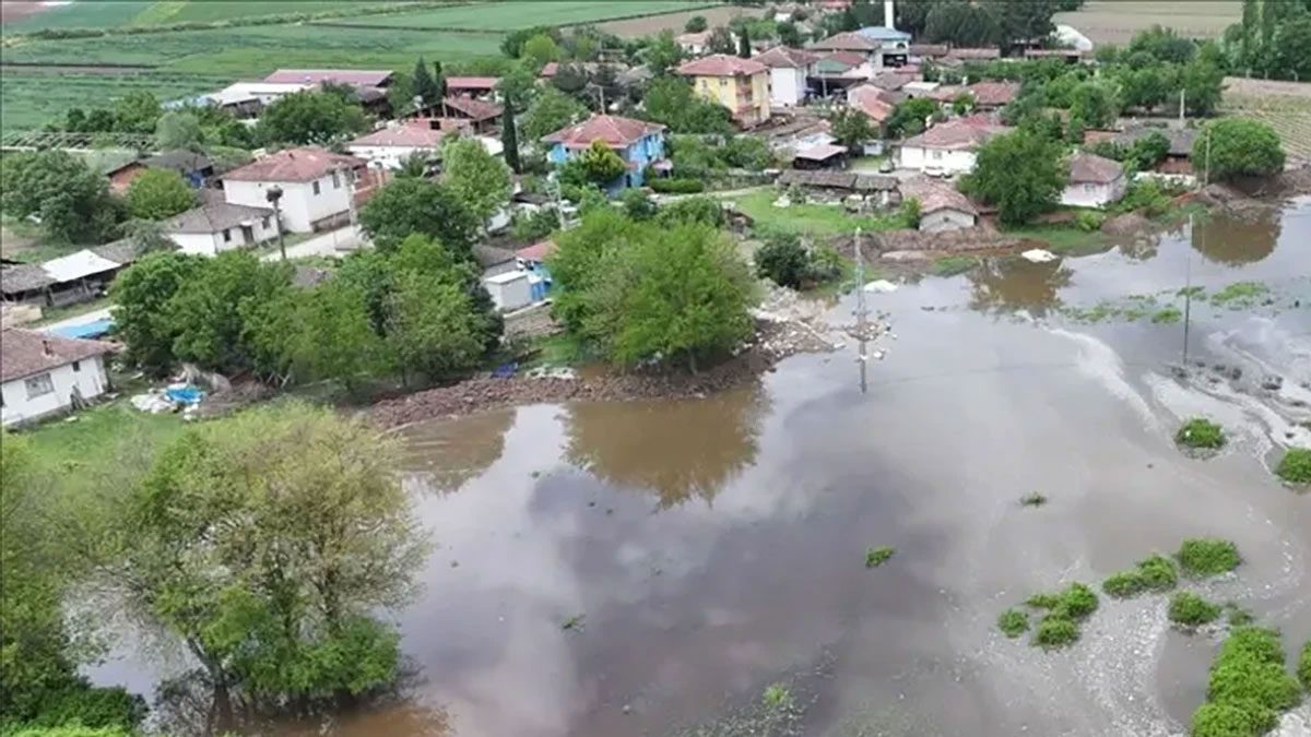 Yeşilırmak için taşkın uyarısı: Tokat’ta eğitime 3 gün ara verildi