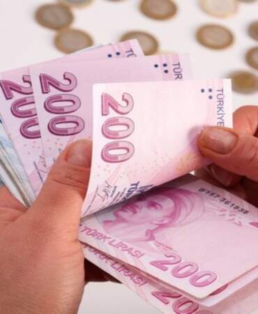 25 Mayıs Pazartesi resmi tatil mi, idari izin mi? Kurban Bayramı mesai ücretleri hesaplandı