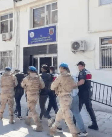 2 İlde Uyuşturucu Operasyonu: 90 Gözaltı
